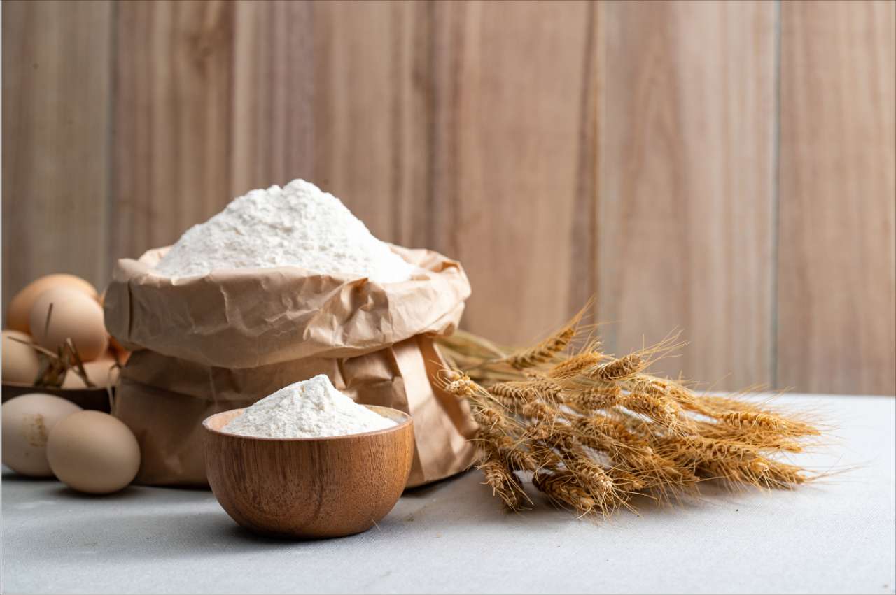 自发小麦粉需要放酵母吗（自发小麦粉的正确使用方法和注意事项）